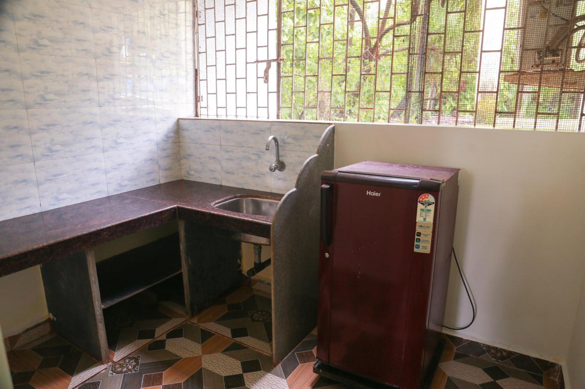 Kumbaya Beachside Hostel & Apartments At Arambol Beach Esterno foto
