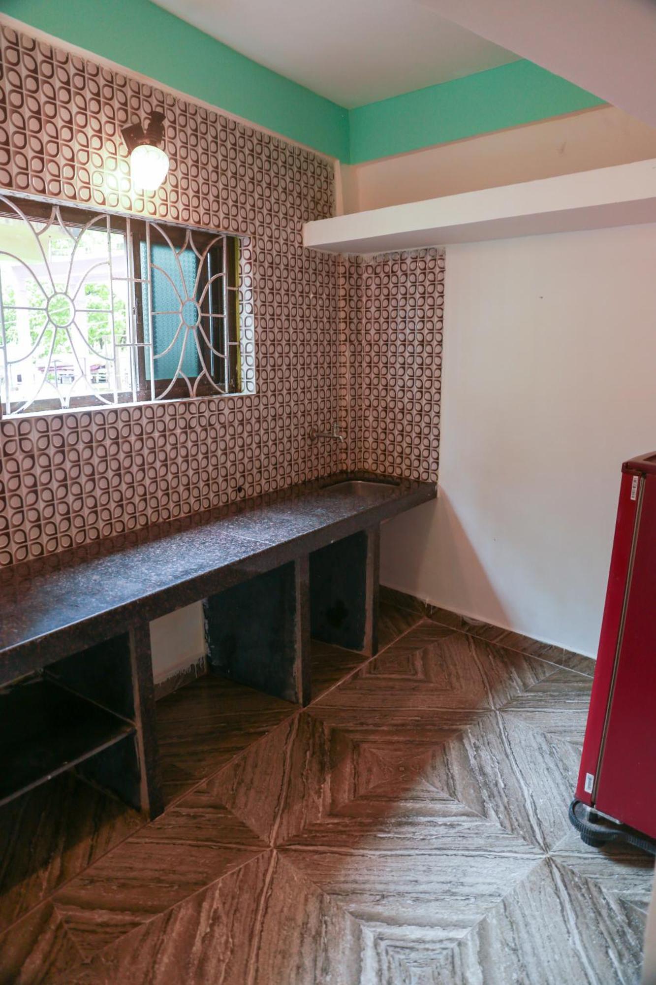 Kumbaya Beachside Hostel & Apartments At Arambol Beach Esterno foto