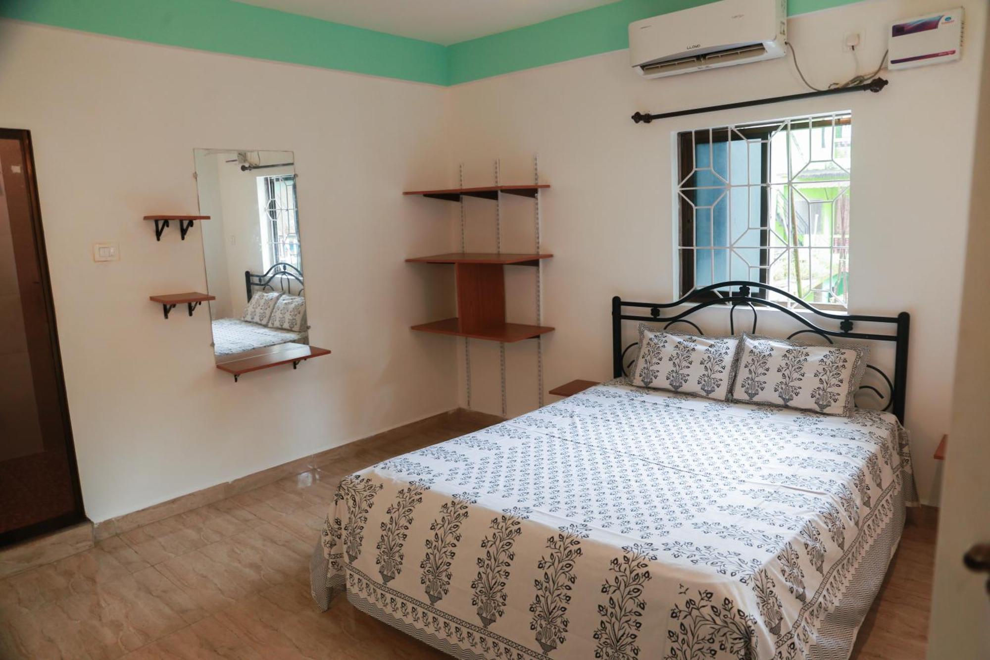Kumbaya Beachside Hostel & Apartments At Arambol Beach Esterno foto