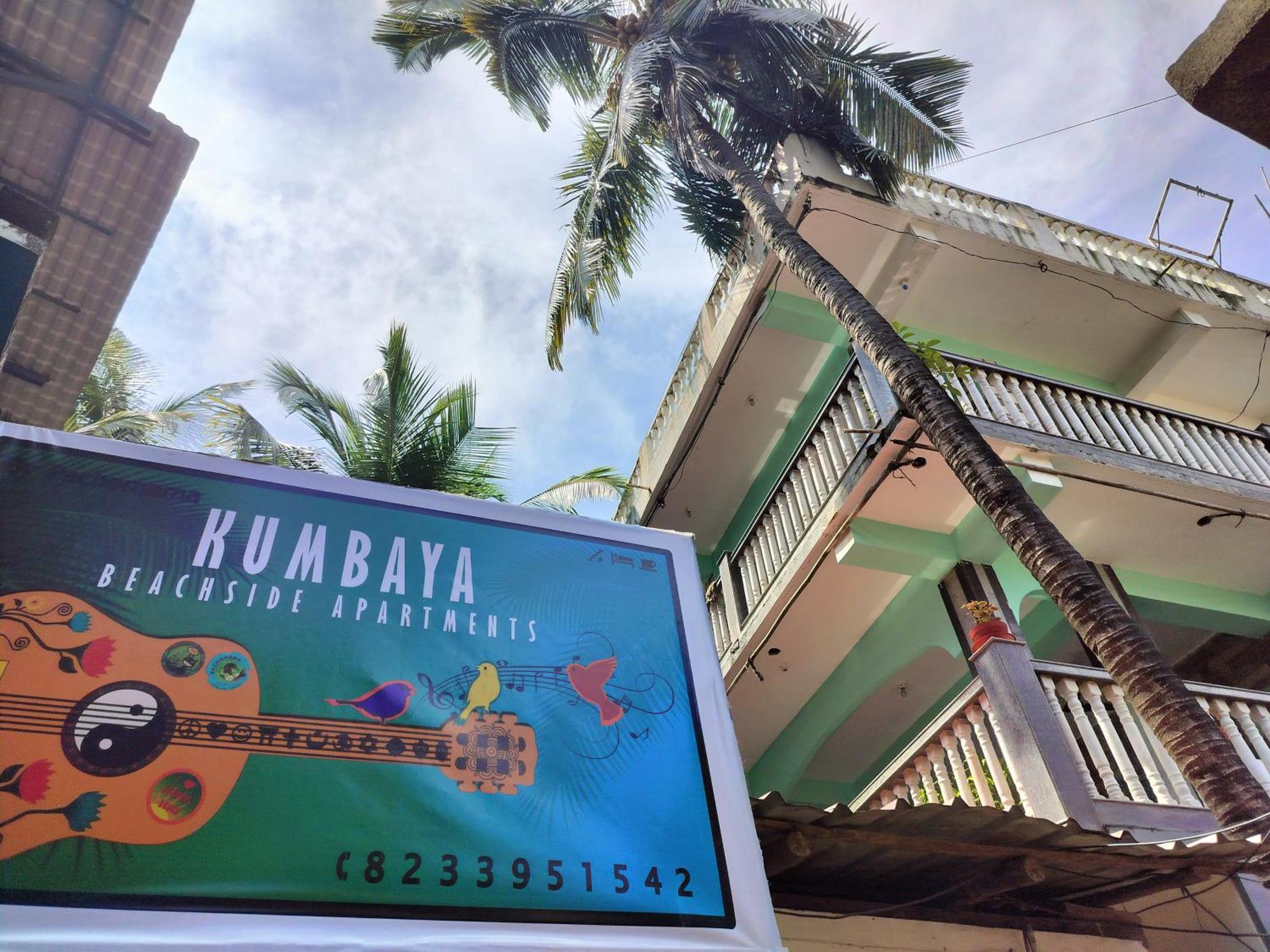 Kumbaya Beachside Hostel & Apartments At Arambol Beach Esterno foto